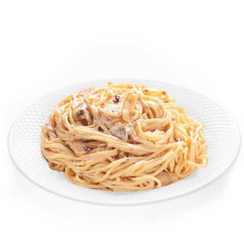 Паста с курицей и грибами